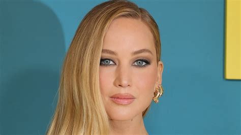 netflix jennifer lawrence nude|Jennifer Lawrence shocks fans in explicit nudity scene in No Hard ...